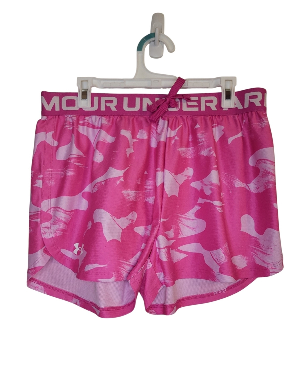 Under Armour Pink Camo Girl's Performance Shorts